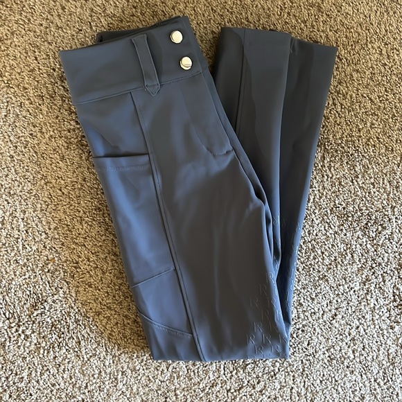 Free Ride Breeches - Picture 5 of 6